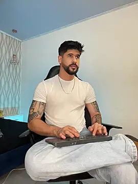 Petesevans online show from January 14, 2026, 11:30 pm