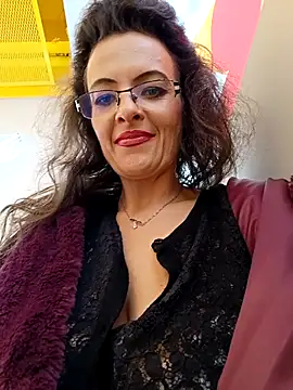 RebeccaNoble online show from November 8, 2025, 1:25 pm