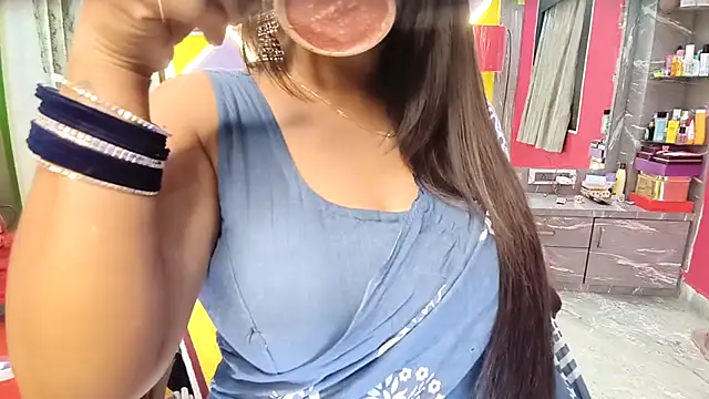MAN-MOHINI-21 online show from February 17, 2025, 1:44 pm
