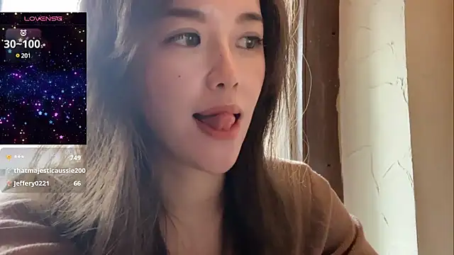 Tw Zoella online show from February 19, 2025, 9:06 am