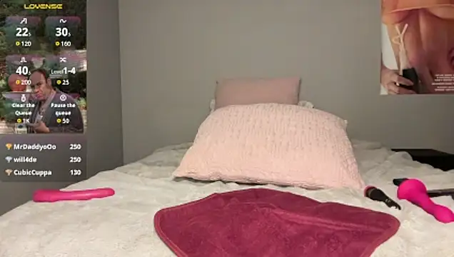 Snapshot of tessadelrose chatting on February 20, 2026, 6:26 am tessadelrose online show from February 20, 2026, 6:26 am