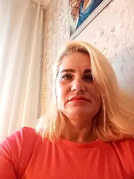 JennyOMay online show from October 4, 2025, 3:30 am