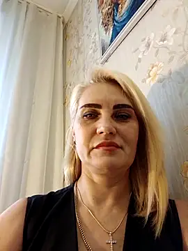 JennyOMay online show from November 27, 2025, 4:13 am