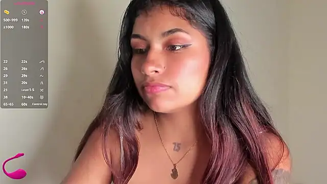 ChantalPetit online show from January 12, 2026, 2:13 pm