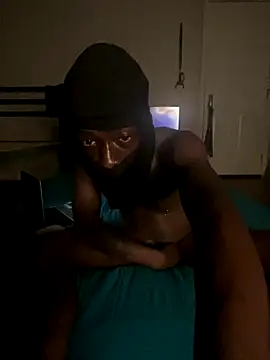 FeelniT37 online show from December 3, 2024, 9:39 am