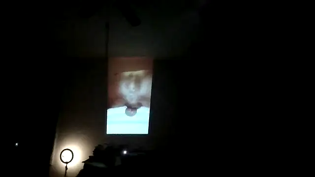 FeelniT37 online show from December 11, 2024, 6:47 am