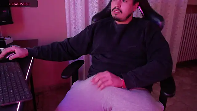 fernan redsxxx online show from February 28, 2025, 9:12 pm