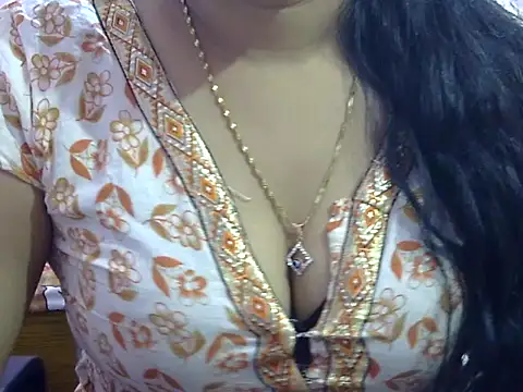 Your wild Dia online show from October 27, 2025, 6:03 am