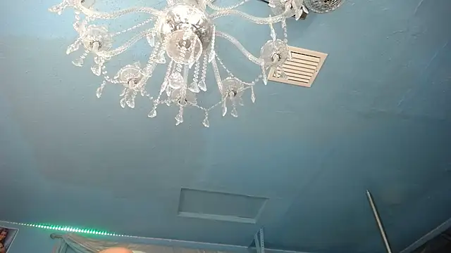 ADRIANNA FOX online show from November 8, 2025, 7:17 pm