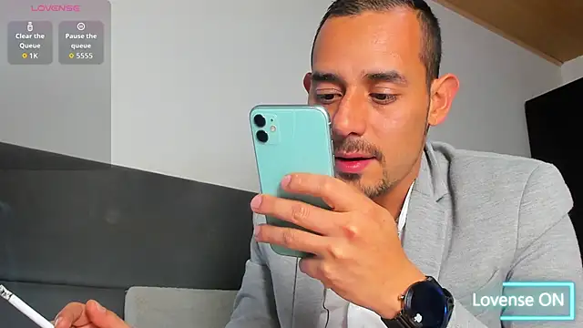 Snapshot of jhonyalzate2 chatting on February 27, 2026, 2:56 am jhonyalzate2 online show from February 27, 2026, 2:56 am