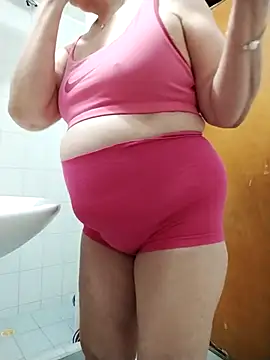 Vicky Rosse online show from December 15, 2025, 7:31 pm