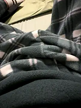 Snapshot of Andrei_992 chatting on November 12, 2025, 8:01 pm Andrei 992 online show from November 12, 2025, 8:01 pm