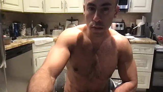 Snapshot of BigGuyMuscle chatting on November 27, 2025, 1:11 pm BigGuyMuscle online show from November 27, 2025, 1:11 pm