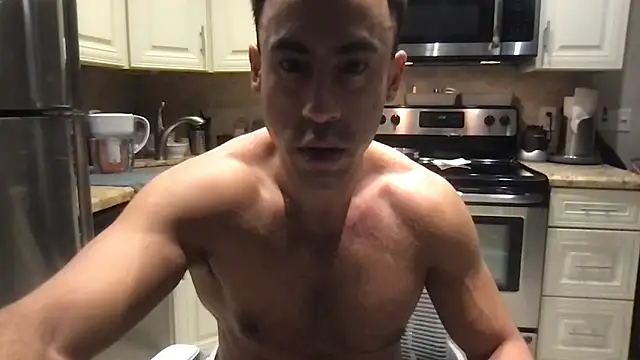 Snapshot of BigGuyMuscle chatting on December 16, 2025, 9:57 am BigGuyMuscle online show from December 16, 2025, 9:57 am