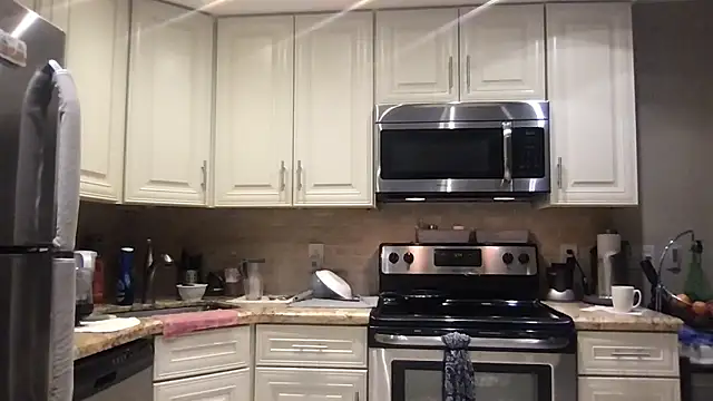 Snapshot of BigGuyMuscle chatting on January 14, 2026, 9:46 am BigGuyMuscle online show from January 14, 2026, 9:46 am