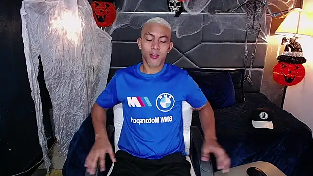 liam howard online show from October 30, 2025, 7:55 pm