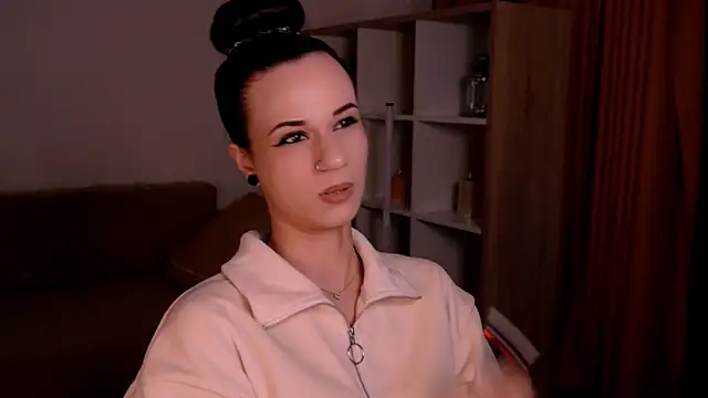 ItsAlisia online show from March 13, 2026, 2:00 pm