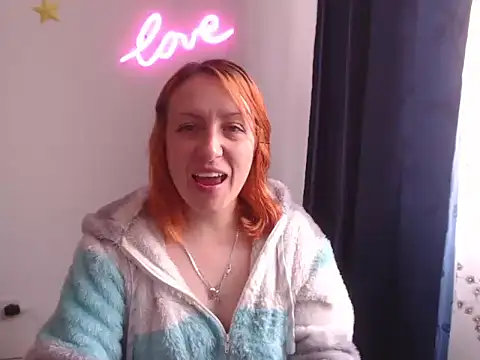 kittykalor09 online show from February 7, 2025, 2:37 pm