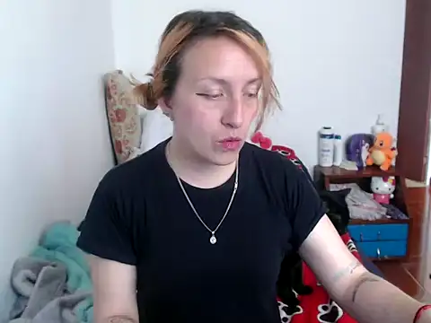 kittykalor09 online show from March 5, 2025, 3:07 pm