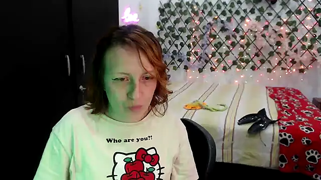 kittykalor09 online show from March 28, 2026, 1:28 am