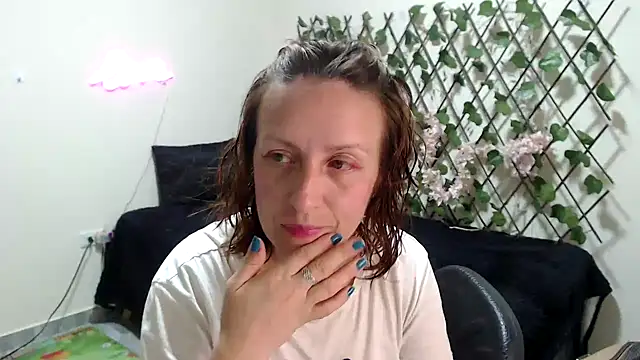 Snapshot of kittykalor09 chatting on May 26, 2026, 1:15 am kittykalor09 online show from May 26, 2026, 1:15 am