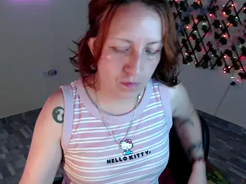 Snapshot of kittykalor09 chatting on May 6, 2026, 3:05 pm kittykalor09 online show from May 6, 2026, 3:05 pm