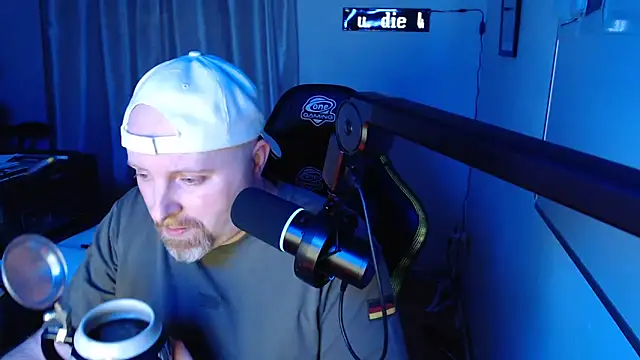 DerPornoPete online show from December 27, 2024, 10:37 pm