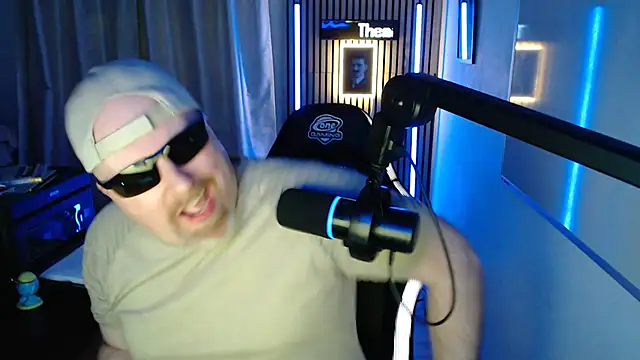 DerPornoPete online show from October 30, 2025, 12:31 am