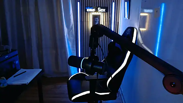 DerPornoPete online show from November 10, 2025, 8:25 pm