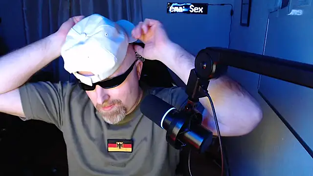 DerPornoPete online show from January 23, 2025, 1:30 am