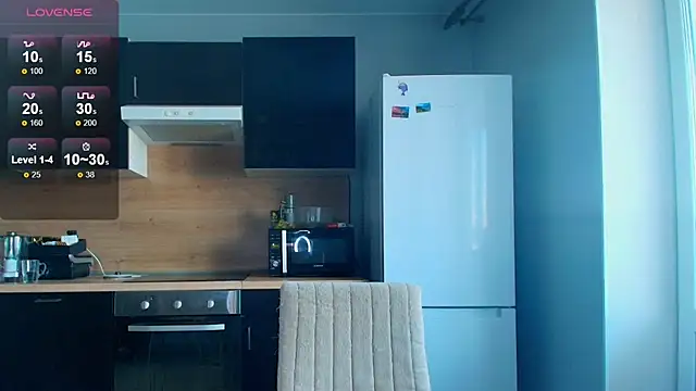 Snapshot of Adr1ana_ chatting on February 13, 2026, 6:46 am Adr1ana online show from February 13, 2026, 6:46 am