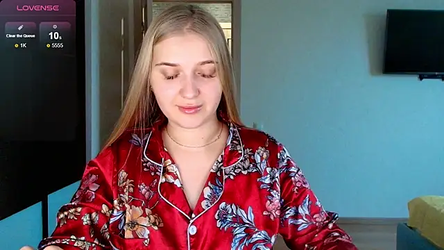 Snapshot of Adr1ana_ chatting on November 9, 2025, 10:08 am Adr1ana online show from November 9, 2025, 10:08 am