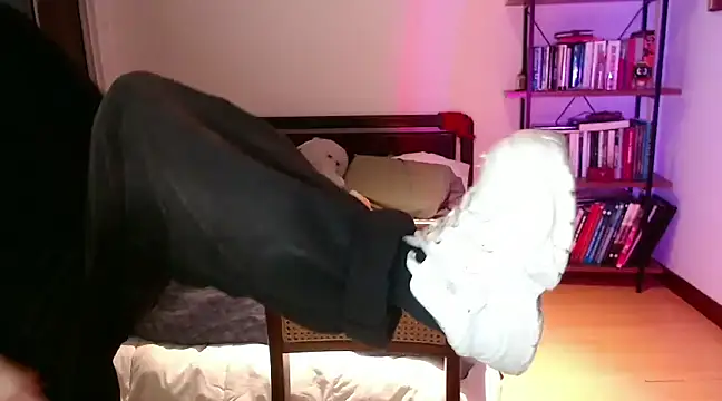 Snapshot of babyluna_8_8 chatting on February 27, 2025, 5:40 am babyluna 8 8 online show from February 27, 2025, 5:40 am