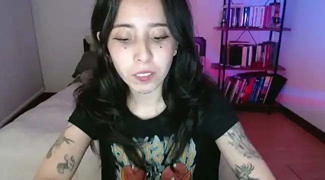 Snapshot of babyluna_8_8 chatting on December 26, 2024, 6:09 am babyluna 8 8 online show from December 26, 2024, 6:09 am