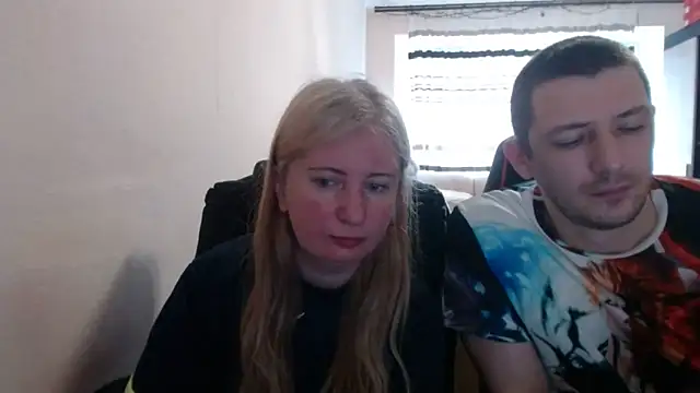 PeterAndJen online show from June 3, 2026, 6:36 am