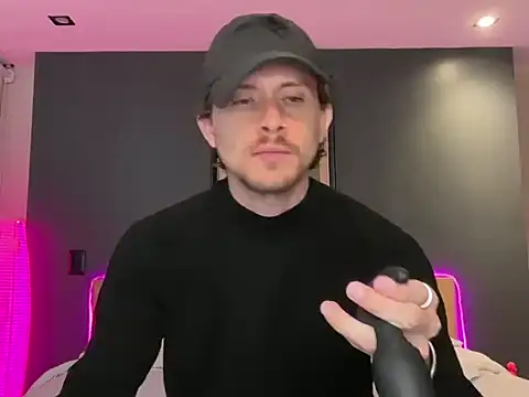 Snapshot of mcklister_kinky_feets chatting on February 15, 2026, 12:15 pm mcklister kinky feets online show from February 15, 2026, 12:15 pm