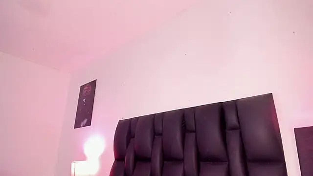 Snooky Clinton online show from February 20, 2025, 5:44 am