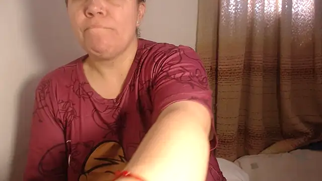 Snapshot of agathamiller01 chatting on February 20, 2026, 4:31 pm agathamiller01 online show from February 20, 2026, 4:31 pm