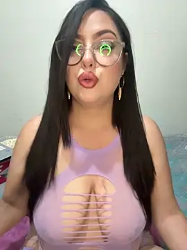 MileyGia online show from April 2, 2026, 3:02 am