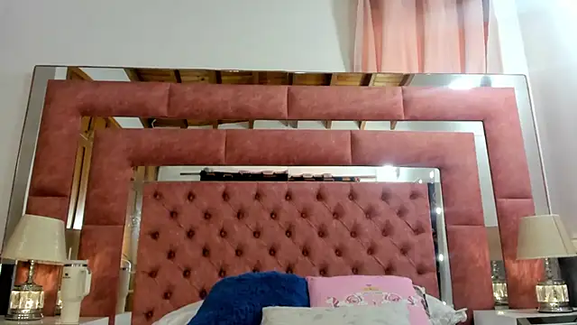 briana wonder69xxx online show from September 10, 2025, 3:44 pm