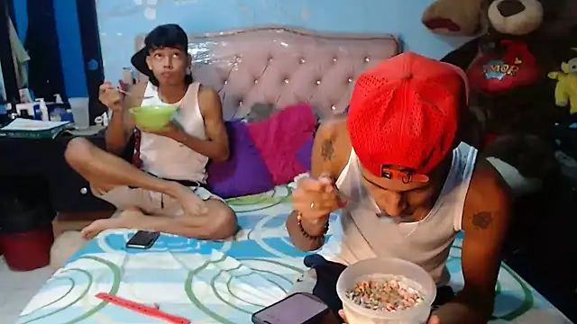 gustavo saaled19 online show from December 7, 2024, 12:36 am