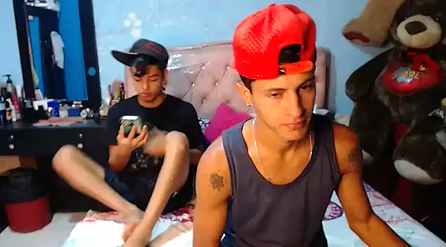 gustavo saaled19 online show from December 17, 2024, 12:01 am