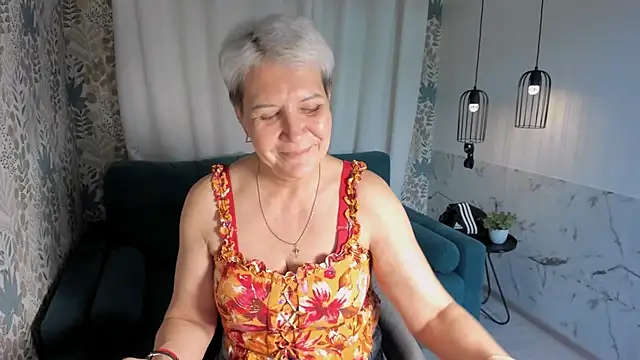 Snapshot of KathySunn chatting on May 4, 2026, 1:25 pm KathySunn online show from May 4, 2026, 1:25 pm