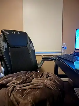 Snapshot of Lonelynudist59 chatting on December 5, 2024, 12:17 pm Lonelynudist59 online show from December 5, 2024, 12:17 pm