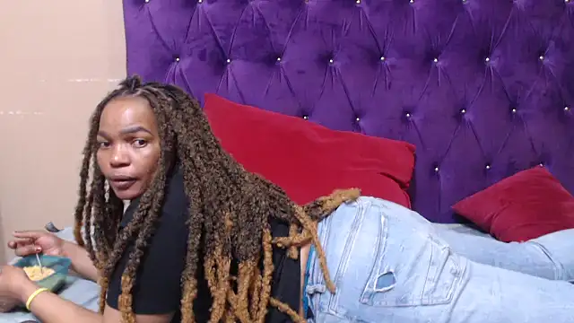 EBONYBUSTYY online show from November 15, 2025, 8:35 pm