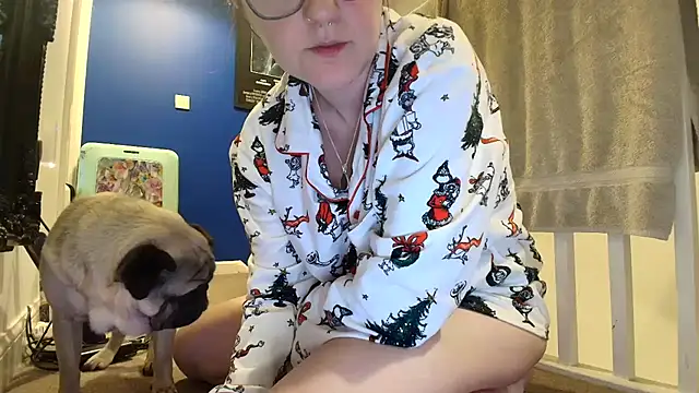 short sweetpea online show from November 5, 2025, 8:28 am