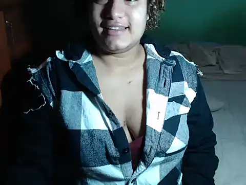 Hilarybunnyy online show from July 7, 2026, 8:45 pm