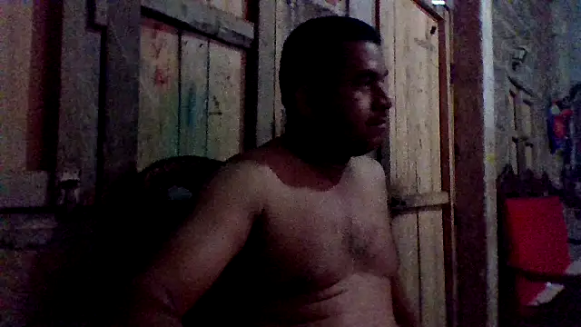 Snapshot of axomen chatting on January 9, 2025, 2:43 am axomen online show from January 9, 2025, 2:43 am