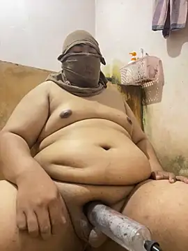 ilovepoochai online show from October 27, 2025, 2:51 pm