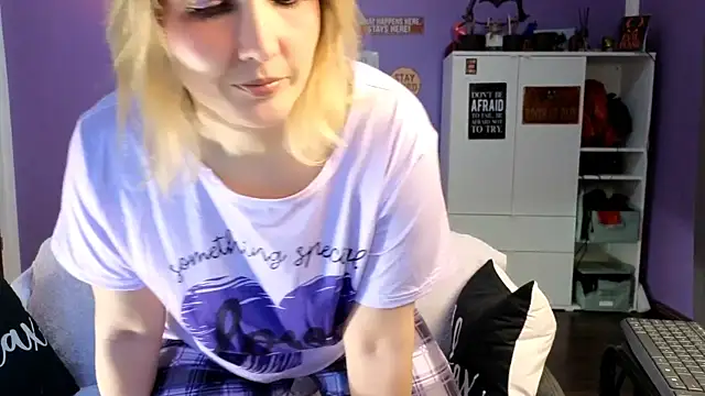 olisunny5 online show from April 7, 2026, 7:59 pm